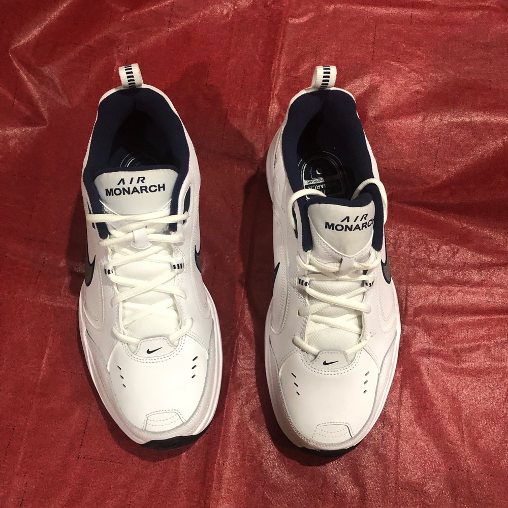 Men’s Nike Air Monarch Sneakers